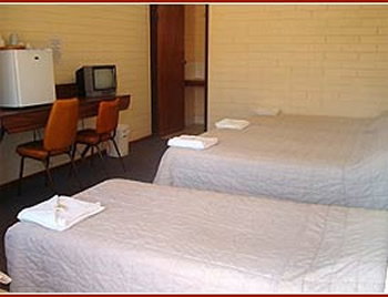 Nundroo Hotel Motel - Tourism Caloundra 2