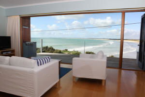 White Sails - Tourism Caloundra 0
