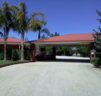 Golden Chain Border Gateway Motel - Tourism Caloundra