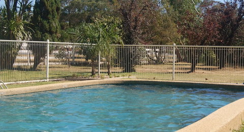 Euroa Motor Inn - Tourism Caloundra 1