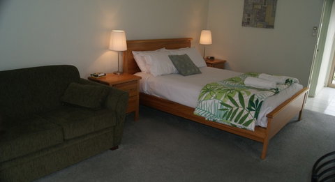 Euroa Motor Inn - Tourism Caloundra 3