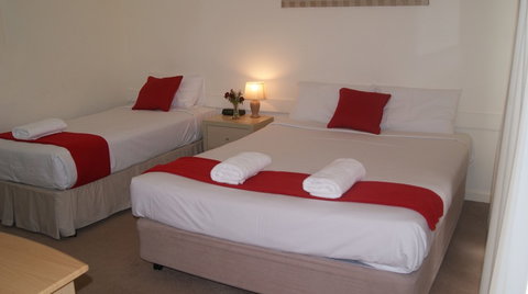 Euroa Motor Inn - Tourism Caloundra 5