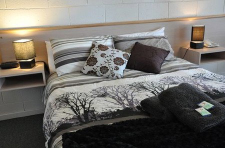 Prince Mark Motor Inn - Tourism Caloundra 2