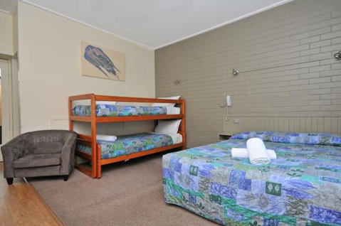The Elm Motel - Tourism Caloundra 3