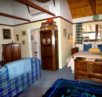 Hillside Country Retreat  - Tourism Caloundra