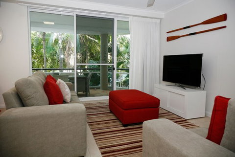 Emerald Noosa Resort - Tourism Caloundra 4