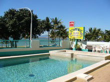 Townsville Seaside Holiday Apartments - Tourism Caloundra 1
