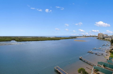 Banyandah Towers - Tourism Caloundra 2