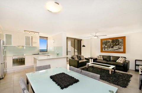 Banyandah Towers - Tourism Caloundra 3