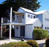 Rayville Boat Houses - Tourism Caloundra