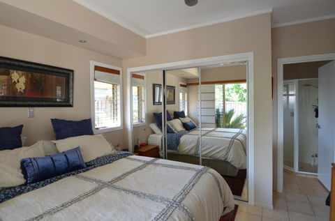 Hastings Cove Holiday Apartments - Tourism Caloundra 0