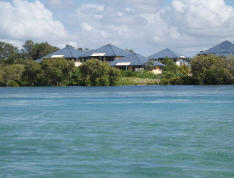 Hastings Cove Holiday Apartments - Tourism Caloundra 3