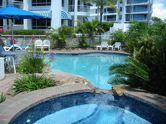 Estoril On Moffat Holiday Apartments - Tourism Caloundra 4