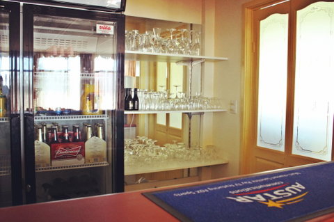 Armidale Motel - Tourism Caloundra 2
