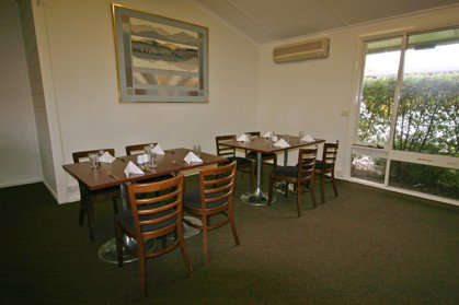 Red Cedars Motel - Tourism Caloundra 1