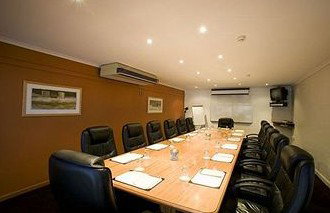 Alice Springs Resort - Tourism Caloundra 1