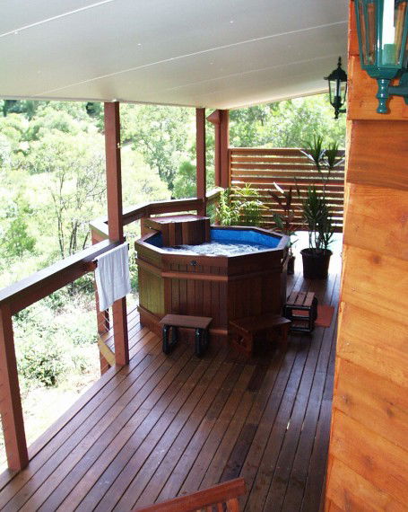 Ravensbourne QLD Tourism Caloundra