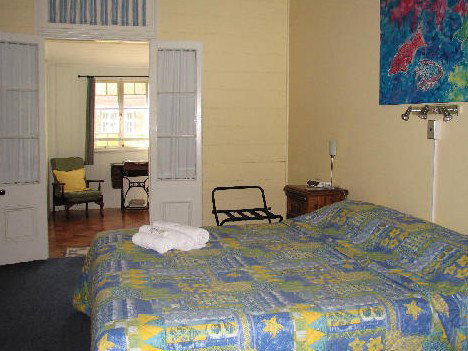 Auckland Hill B And B - Tourism Caloundra 4