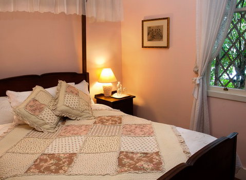 Maleny Lodge Guest House - Tourism Caloundra 3