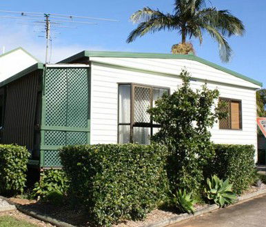 Colonial Village Motel - Tourism Caloundra 4