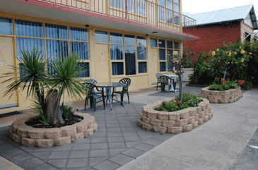 Blue Seas Motel - Tourism Caloundra 0