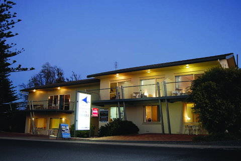 Harbour View Motel - Tourism Caloundra 0
