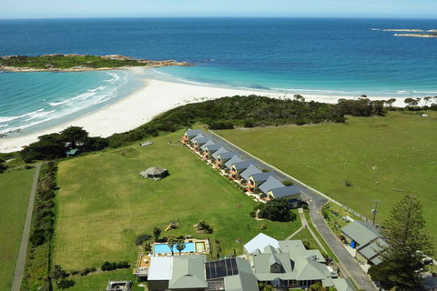Diamond Island Resort - Tourism Caloundra 3