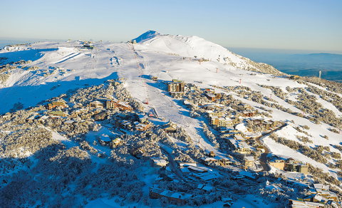 Arlberg Hotel Mt Buller - Tourism Caloundra 1
