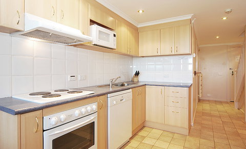 Arlberg Hotel Mt Buller - Tourism Caloundra 5