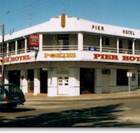 Pier Hotel - Tourism Caloundra