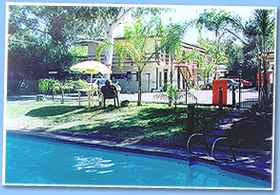 Toddy's Backpackers Resort - Tourism Caloundra 0