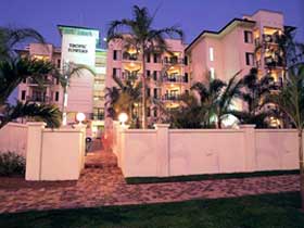 Tropic Towers Apartments - Tourism Caloundra 0