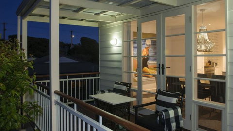 The Summer House - Tourism Caloundra 4