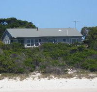 Island Beach Escape - Tourism Caloundra