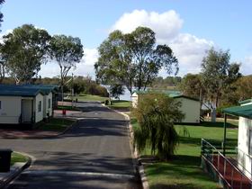 Mannum Caravan Park Cabins - Tourism Caloundra 0