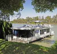 Moving Waters Self Contained Moored Houseboat - Tourism Caloundra