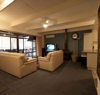 River Shack Rentals - The River Classic - Tourism Caloundra