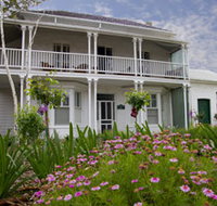 Willunga House - Tourism Caloundra