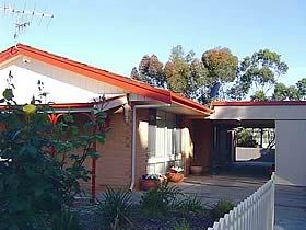 Summerhouse BnB - Tourism Caloundra 0