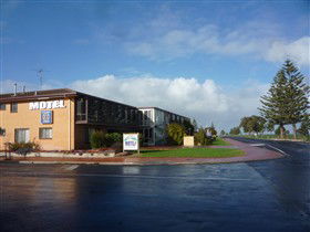 Kingston Se SA Tourism Caloundra