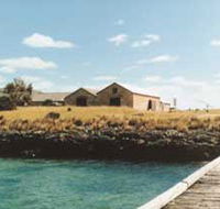 Mt Dutton Bay Woolshed Hostel - Tourism Caloundra