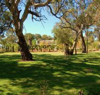 Jacobs Creek Retreat at Moorooroo Park - Tourism Caloundra