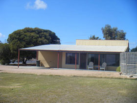 Seaview Cottage Ceduna - Tourism Caloundra 0