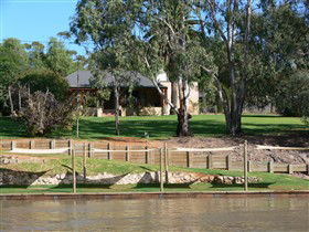 Roonka Riverfront Cottages - Tourism Caloundra 0