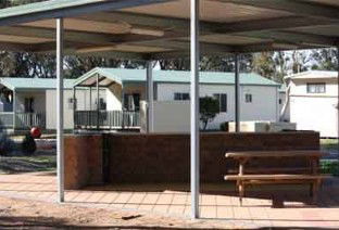 Waikerie Caravan Park - Tourism Caloundra 2
