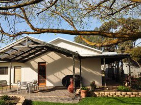 Girraween House - Tourism Caloundra 1
