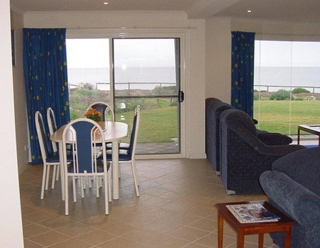Moonta Bay Escape - Tourism Caloundra 2