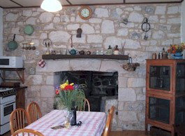 Mt Dutton Bay Woolshed Heritage Cottage - Tourism Caloundra 1