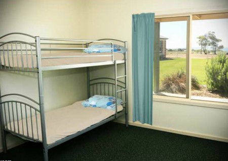 Port Lincoln Lions Hostel - Tourism Caloundra 2