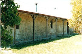 Mt Dutton Bay Woolshed Hostel - Tourism Caloundra 3